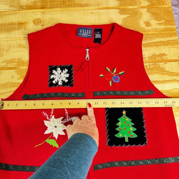 Christmas Sweater Vest Petite Women's sz Large Red Zipper Tree Poinsettia Snow - Picture 11 of 12